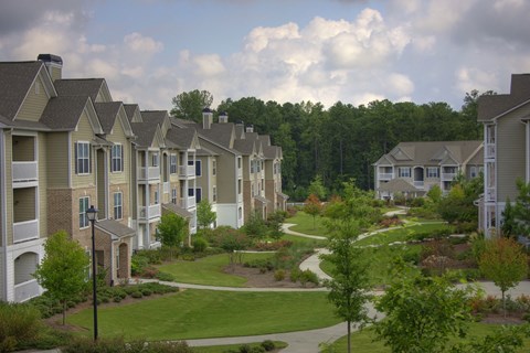 Luxury Apartments in Lithonia| Wesley Kensington Apartments | Beautiful Views